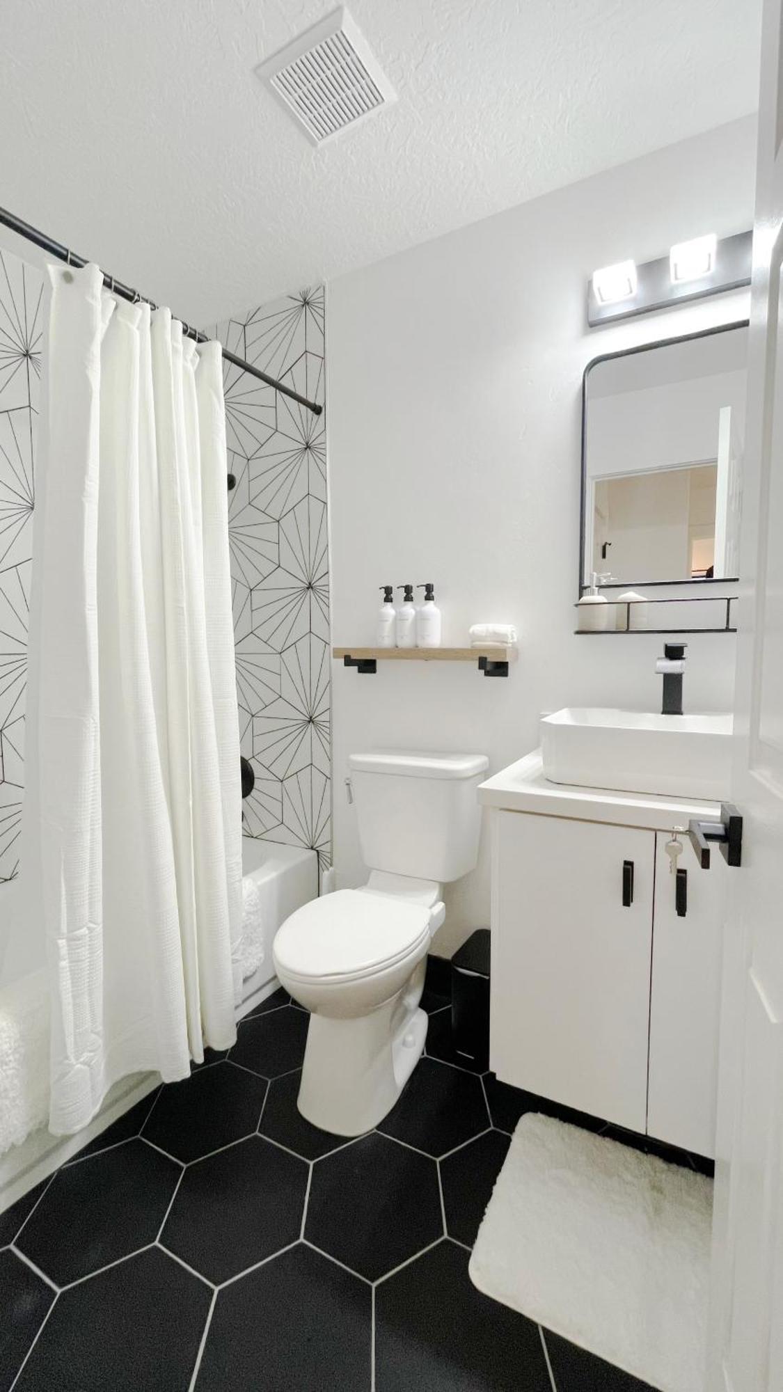 Private Room With Shared Spaces In Fully Equipped Lehi Home Luaran gambar